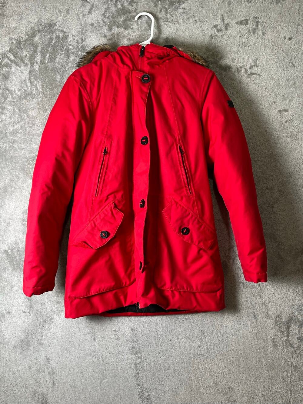 The North Face Mauna Kea Parka Red Faux Fur Hood Waterproof Winter Coat Medium